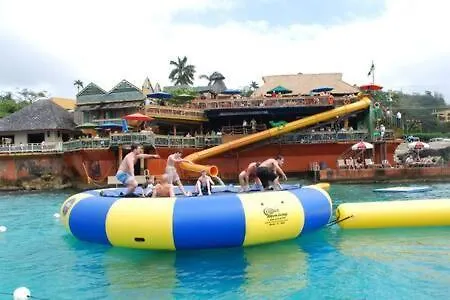 Hospitality Expert Mr X Suite - Tour Pool Bar Beach-1