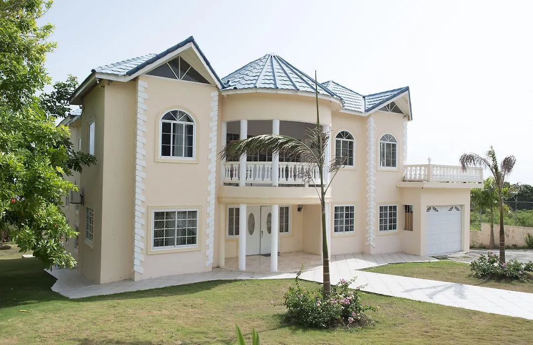 Celebrity Villa Jamaica-1