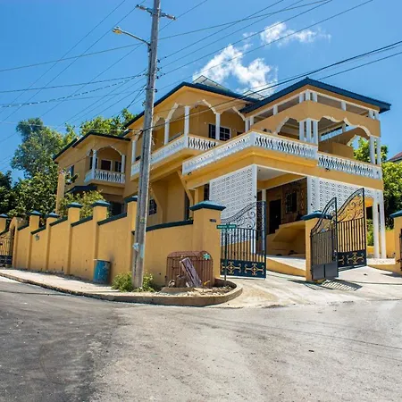 Mohills Cottages Montego Bay-3