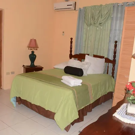 The Shores Vacation Villa-3