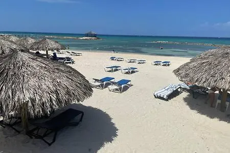 Hospitality Expert Mr X Suite - Tour Pool Bar Beach-3